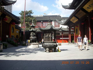 155 6ku. eclipse - Shanghai - Buddhist Temple