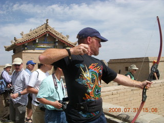 eclipse - Jiayuguan - Great Wall - Adam shooting arrow
