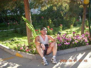 866 6l1. eclipse - Jiuquan - Adam after run at hotel