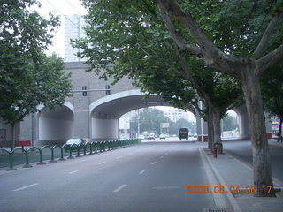 16 6l4. eclipse - Xi'an morning run - city wall again