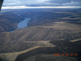 8 6n5. aerial - Washington, Idaho, Oregon flight - Snake River canyon