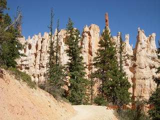 205 6nr. Bryce Canyon - Peek-A-Boo loop