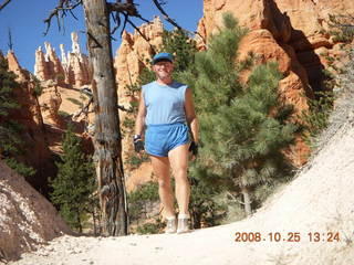 258 6nr. Bryce Canyon - Adam - Peek-A-Boo loop