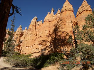 327 6nr. Bryce Canyon - Navajo to Queens Garden