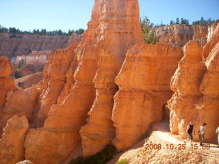 347 6nr. Bryce Canyon - Queens Garden trail