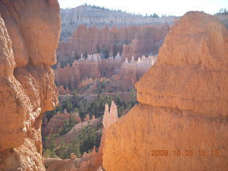 354 6nr. Bryce Canyon - Queens Garden trail