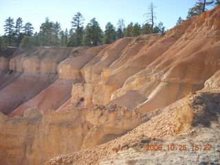 371 6nr. Bryce Canyon - Queens Garden trail