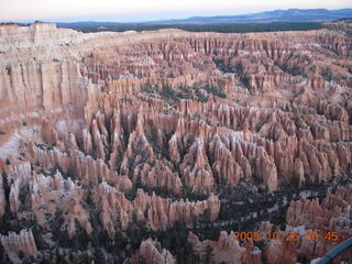 9 6ns. Bryce Canyon - sunrise at Bryce Point