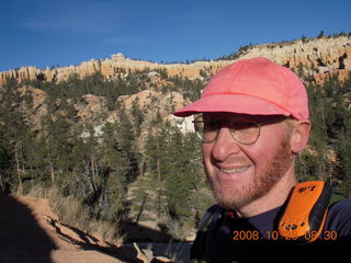 93 6ns. Bryce Canyon - Adam - Tower Bridge trail from sunrise