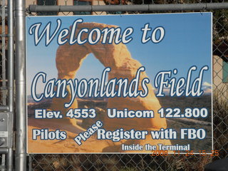 Canyonlands Airport (CNY) sign