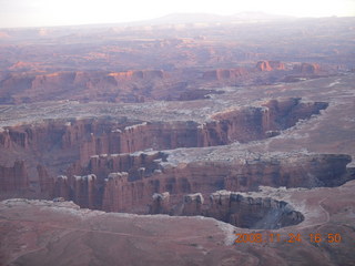 341 6pq. Canyonlands Grandview at sunset