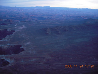 389 6pq. Canyonlands Grandview at sunset