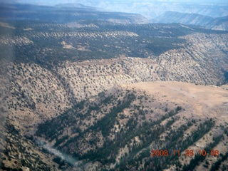 265 6ps. flying with LaVar - aerial - Utah backcountryside - Sand Wash (WPT676)