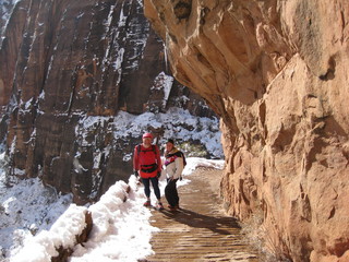 929 6qg. beth's Saturday zion-trip pictures - Zion National Park - Angels Landing hike - Adam and Debbie