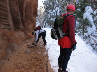 931 6qg. beth's Saturday zion-trip pictures - Zion National Park - Angels Landing hike - Adam