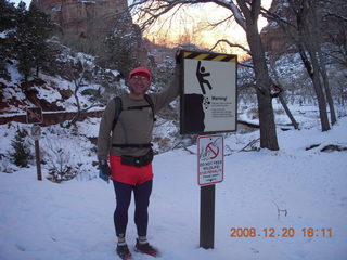 967 6ql. Zion National Park - Angels Landing hike - Adam at danger sign