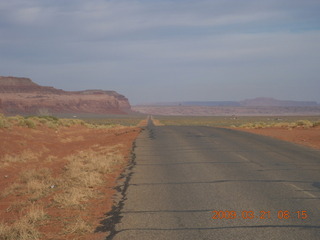 Monument Valley Airport (UT25) - no go-arounds