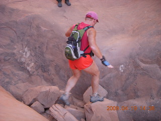 1016 6uk. Arches National Park - Fiery Furnace hike - Adam crossing