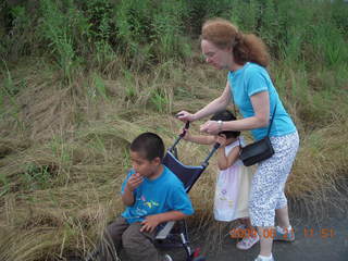 434 6wm. Pennypack Park by the Delaware River - Gaby and Betsy