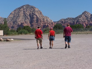 Ken's photo - Bernhard, Adam, Markus walking away at Sedona Airport (SEZ)