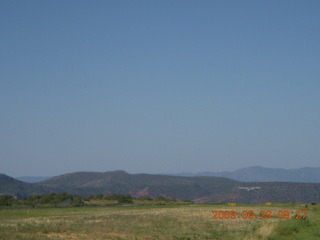 9 6wv. Ken landing C172 at Sedona Airport (SEZ)