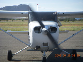 C172 with Ken Calman and Markus inside at Sedona Airport (SEZ)