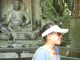 China eclipse - West Lake - Lingyin Buddhist sculptures and temples - Mango