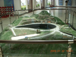 98 6xn. China eclipse - Anji eclipse site - model in building