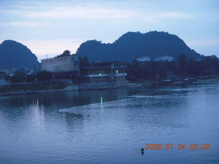 10 6xq. China eclipse - Guilin run