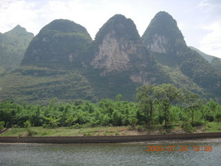 240 6xq. China eclipse - Li River  boat tour