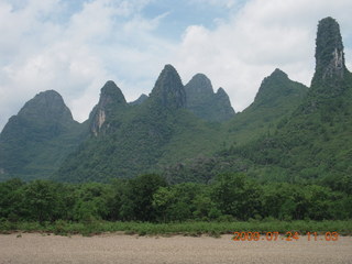 255 6xq. China eclipse - Li River  boat tour