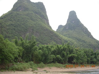 358 6xq. China eclipse - Li River  boat tour