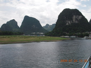 445 6xq. China eclipse - Li River  boat tour