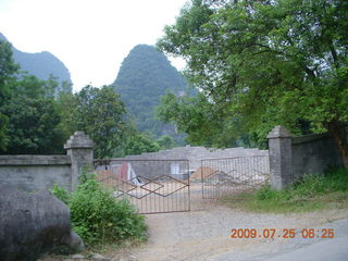 23 6xr. China eclipse - Yangshuo run