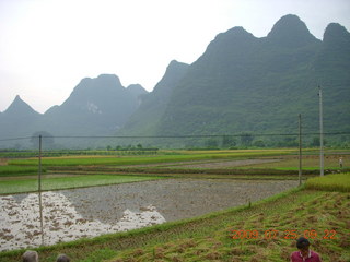 114 6xr. China eclipse - Yangshuo bicycle ride - walk to farm village