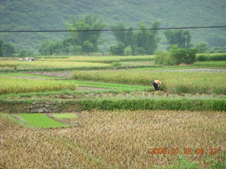 118 6xr. China eclipse - Yangshuo bicycle ride - walk to farm village