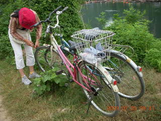 146 6xr. China eclipse - Yangshuo bicycle ride - walk to farm village - locking bicycles