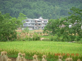 167 6xr. China eclipse - Yangshuo bicycle ride - walk to farm village