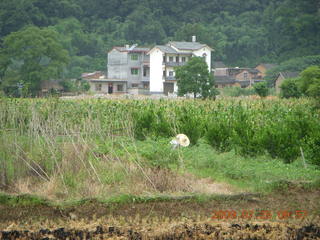 173 6xr. China eclipse - Yangshuo bicycle ride - walk to farm village