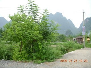 193 6xr. China eclipse - Yangshuo bicycle ride