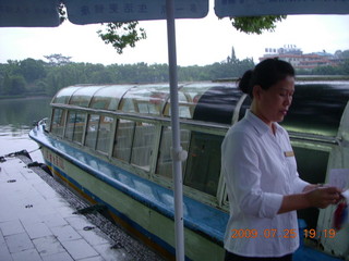 288 6xr. China eclipse - Guilin evening boat tour