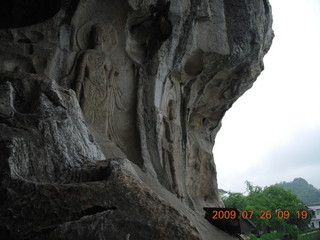 57 6xs. China eclipse - Guilin - Han park - 1000 Buddhas