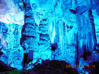 China eclipse - Guilin - Reed Flute Cave (really low light, extensive motion stabilization)