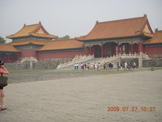 China eclipse - Beijing - Tianenman Square - police guard