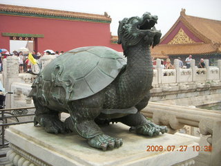 China eclipse - Beijing - Forbidden City - turtle-dragon sculpture