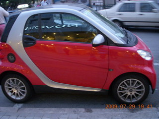 254 6xv. China eclipse - Beijing - Smart Car at hotel