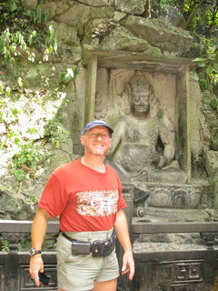 China eclipse - Mango's pictures - Adam at Lingyin temple