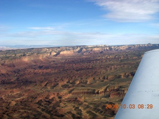 61 703. aerial - Utah