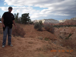 166 703. Kodachrome Basin State Park - Shakespeare Arch trail - Neil