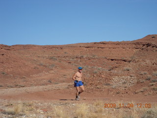 1098 719. Hidden Splendor run - Adam running
